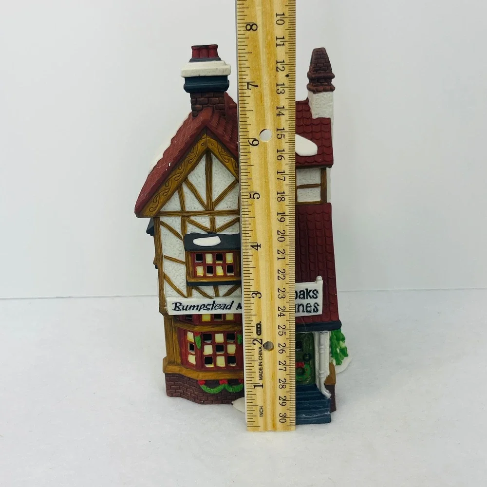 Dept 56 Dickens Village Bumpstead Nye Cloaks Canes 58084 Christmas House Lighted